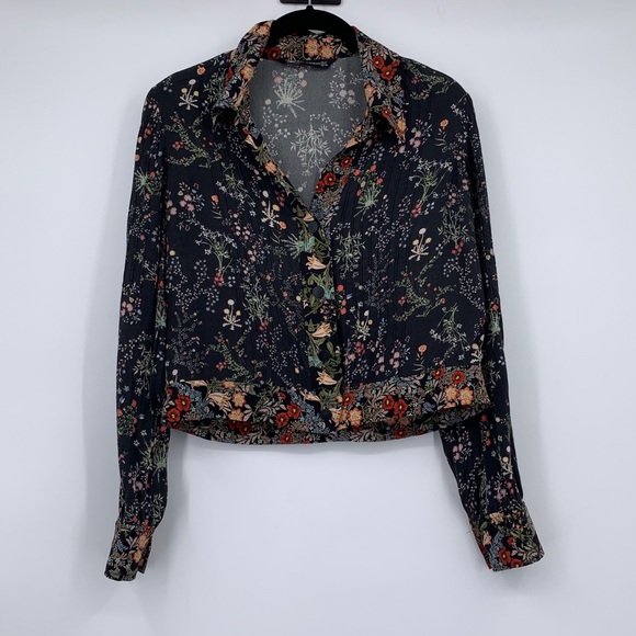 BLACK FLORAL BUTTON SNAP SHIRT - Picture 1 of 5